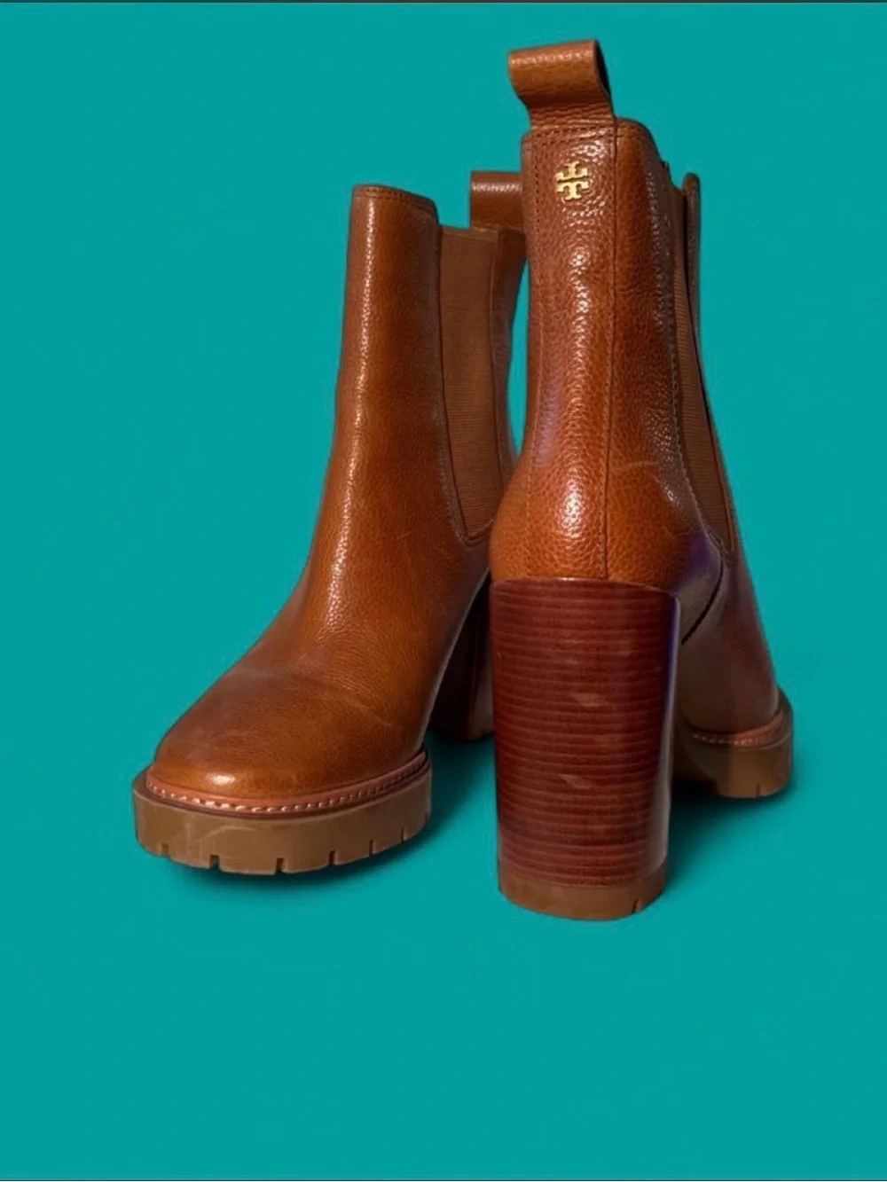 Tory Burch Carson Lug Sole Tumbled Leather Chelsea Boots